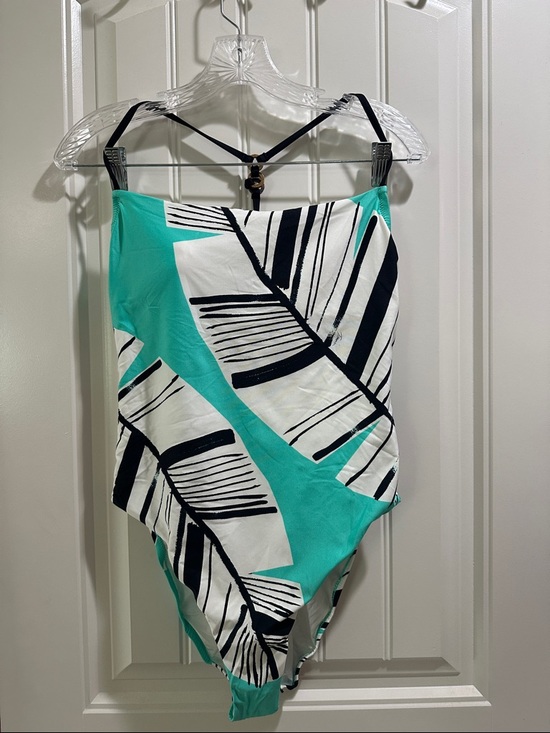 Trina Turk Other - Trina Turk Tropical Leaf One-Piece Swimsuit in Teal and White